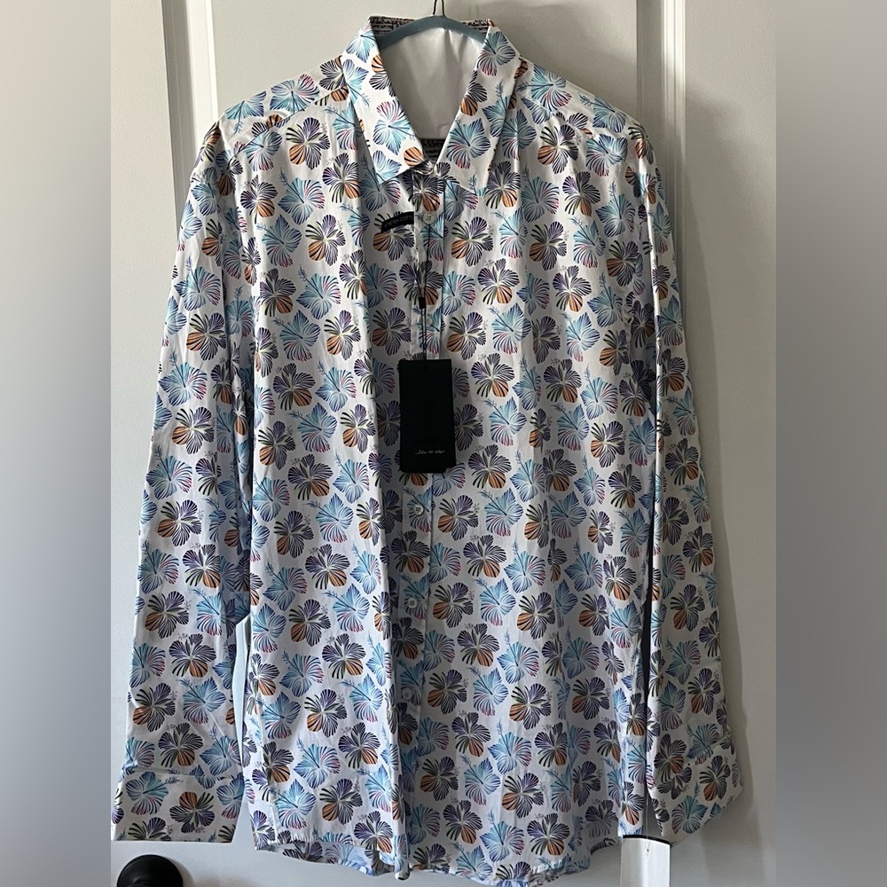 NWT 1 Like No Other Men’s Cotton w/Lycra Multi Color Hibiscus L/S Lrg shirt